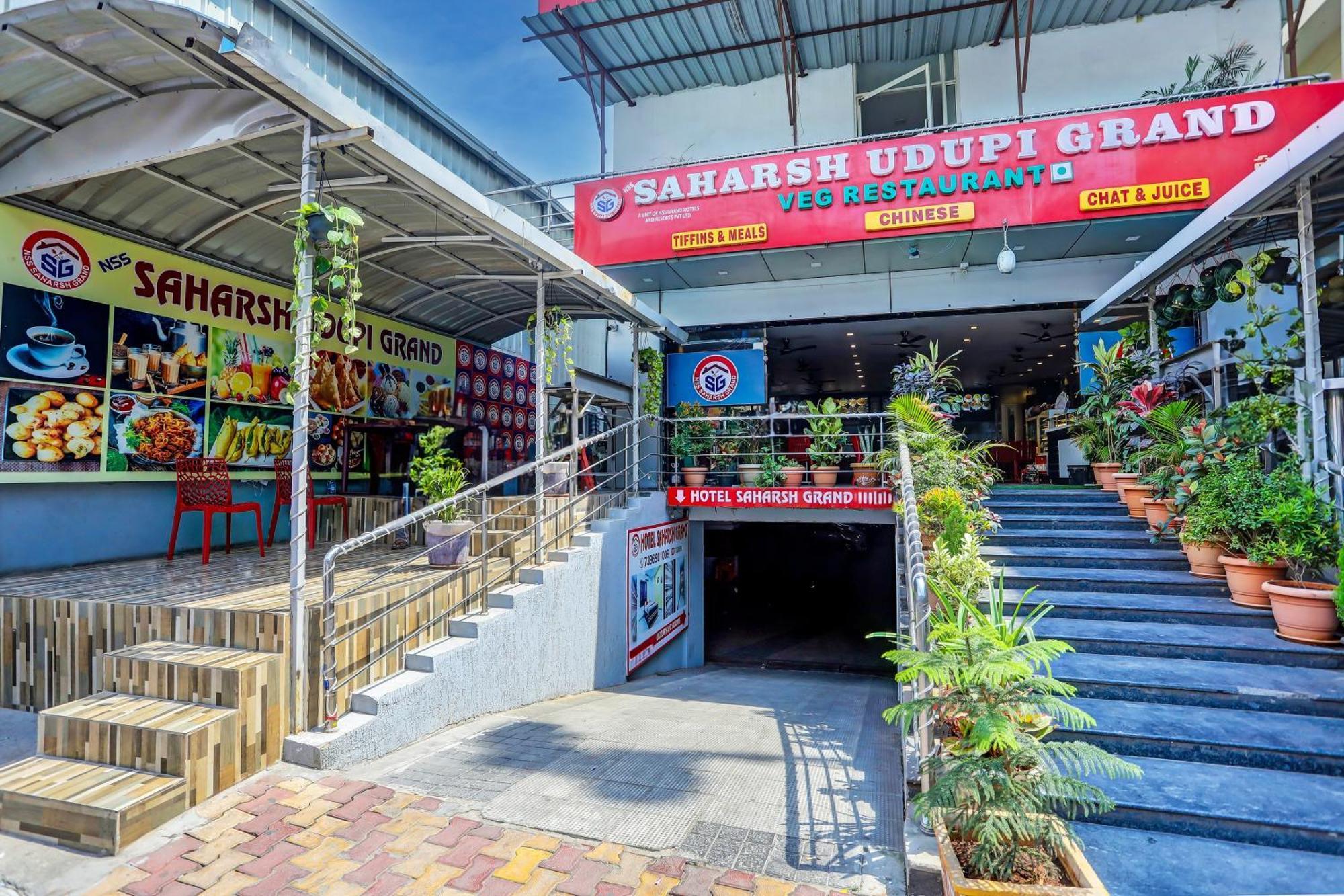 Capital O Saharsh Grand Near Shilparamam Haïdarabad Extérieur photo